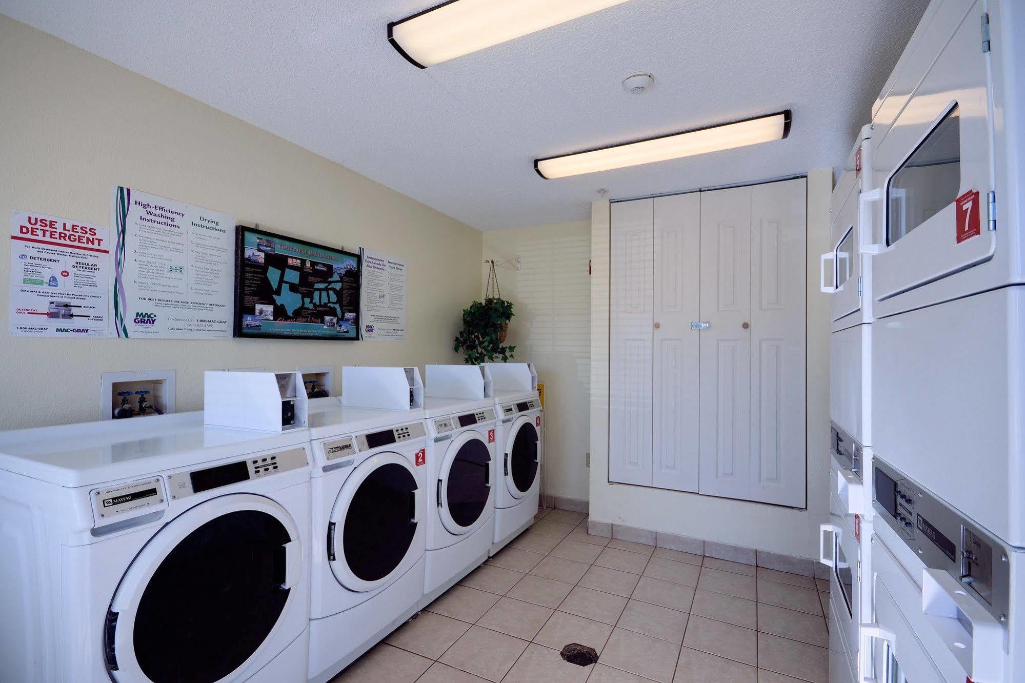 Intown Suites Extended Stay Decatur Al エクステリア 写真